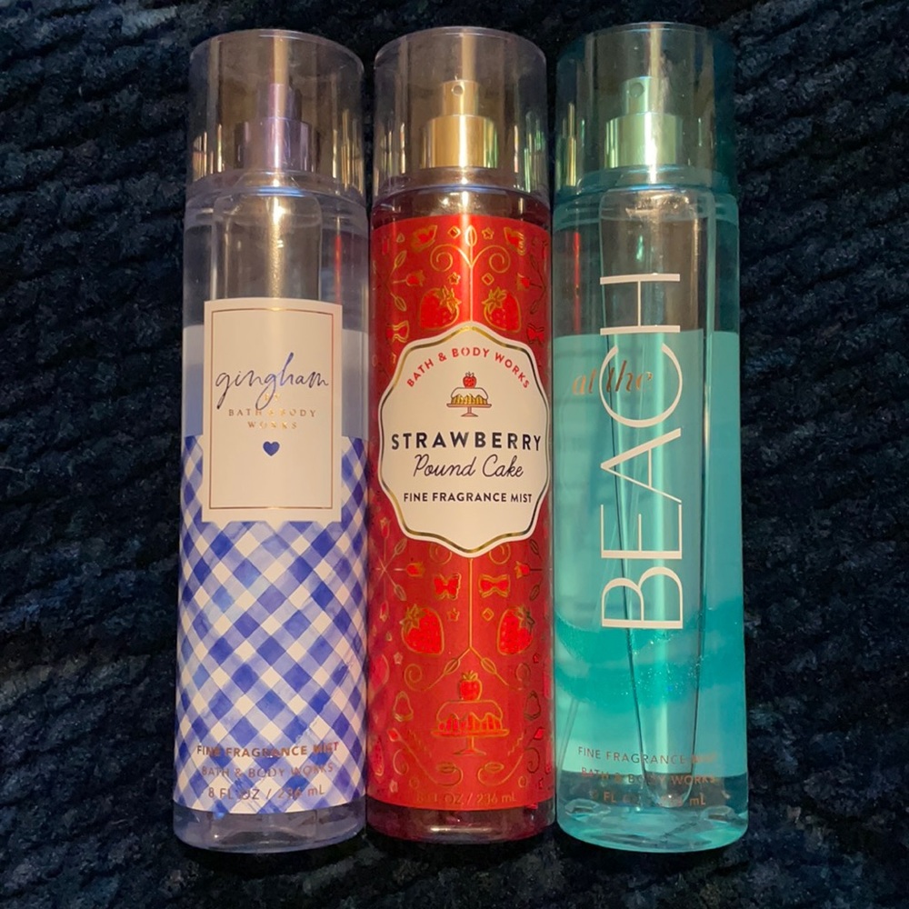 Bath and body works body sprays (3)